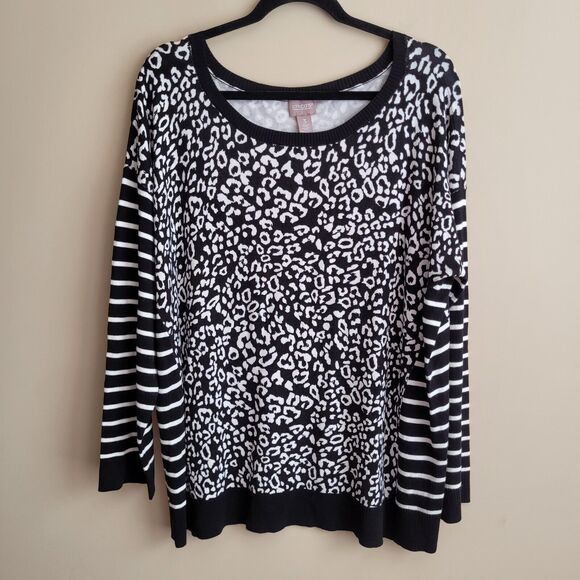 Chicos Womens Lightweight Sweater Size XL Graphic Black White Leopard Boat Neck - Picture 1 of 9